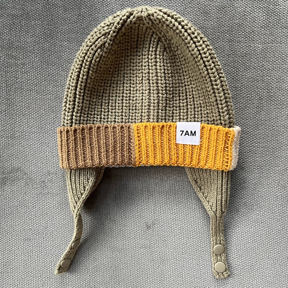 7 AM Enfant baby beanie with ear flaps 0-6 month